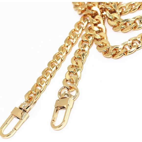 Gold chain shoulder/crossbody bag replacement chain back in stock - Picture 4 of 4